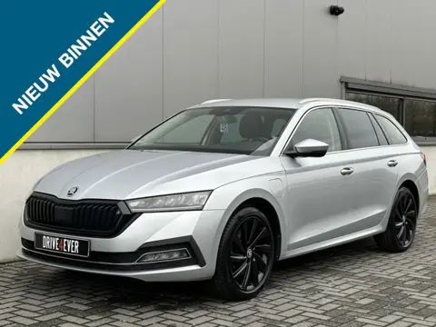 Skoda Octavia Combi 1.4 TSI Ambition Business Line iV BnsEd. STANDKACHEL NAVI PDC CR CONTROL ELEK PA