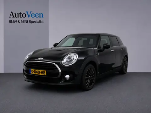 Mini Mini Clubman 1.5 Cooper Chili Serious Business (NAVI, STOELVERWARMING, CRUISE, CLIMA)