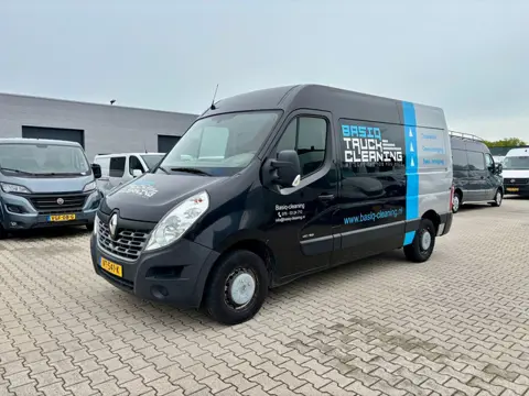 Renault Master T35 2.3 dCi L2H3