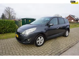 Renault Grand Scénic 1.6 Expression dealer onderhouden