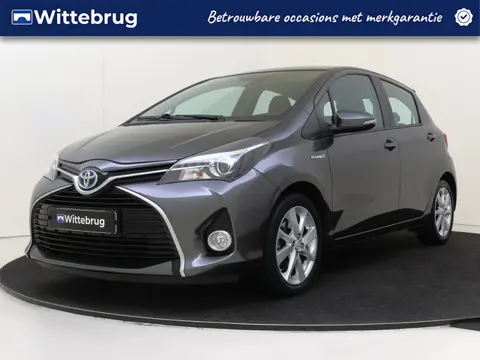 Toyota Yaris 1.5 Hybrid Dynamic (bj 2016, automaat)
