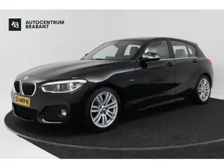 BMW 1-serie 118i High Executive M-Sport Automaat (M-PAKKET, STOELVERWARMING, GROOT-NAVIGATIE, PARKEE