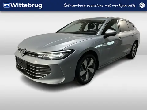 Volkswagen Passat Variant 1.5 eHybrid Business / AUTOMAAT/ TREKHAAK/ ACC/ PARK.SENSOREN V+A/ CAMERA/