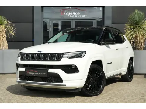 Jeep Compass 4xe 240 Plug-in Hybrid Electric S 240pk Navigatie/Stoelverwarming/Camera
