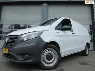 Mercedes-Benz Vito Evito, 112, L2, 66kWh, Snelladen, SoH 97,5%, Camera, 3-zits, Stoelverwarming.