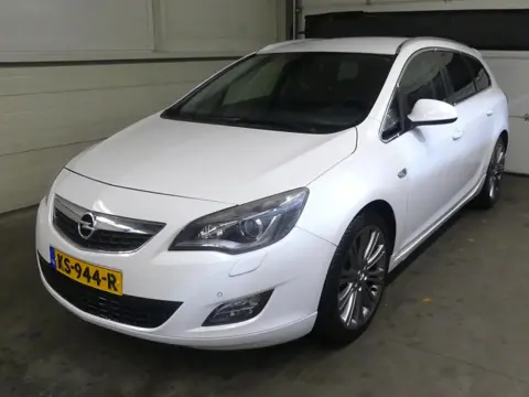 Opel Astra Sports Tourer 1.4 Turbo Sport - Cruisecontrol - Navigatie