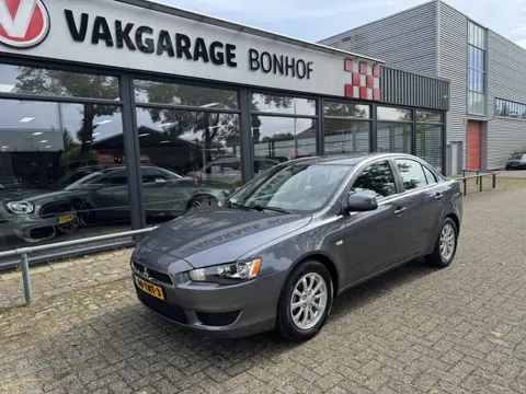 Mitsubishi Lancer Sports Sedan 1.6 Edition One AIRCO
