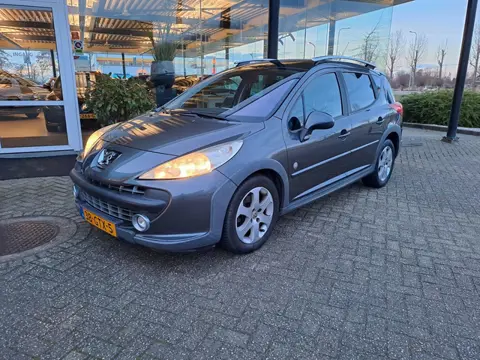 Peugeot 207 SW Outdoor 1.6 VTi XS