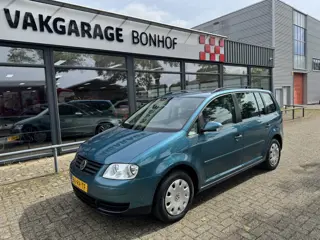 Volkswagen Touran 1.6 Business CRUISE-CLIMA-TREKHAAK