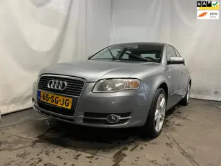 Audi A4 Limousine 2.0 Pro Line Business - Schade