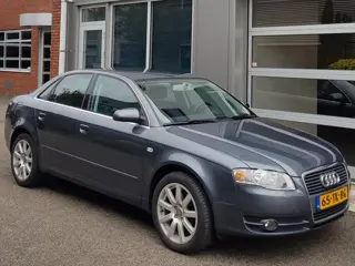Audi A4 Limousine 2.0 157.602Km Navi BlueTooth Cruise 17"