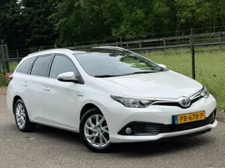 Toyota Auris Touring Sports 1.8 Hybrid /Navi/Pano/Automaat/