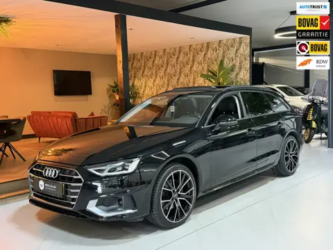 Audi A4 Avant 35 TFSI Advanced | Pano | Camera | Elektr. Achterklep | CarPlay | Cruise | LED | Deale