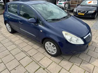 Opel Corsa 1.2-16V Selection AIRCO 5DRS ( START NIET )