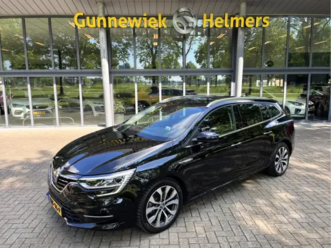 Renault Mégane Estate 1.6 E-Tech Plug-In Hybrid 160 Intens | AUTOMAAT | BSM | CARPLAY | CRUISE | LKA