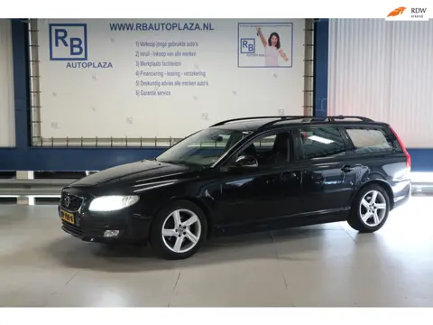 Volvo V70 2.0 D4 Dynamic Edition / 1000 REST BPM ! ! !