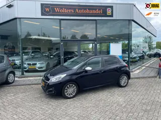 Peugeot 208 1.2 PureTech Signature