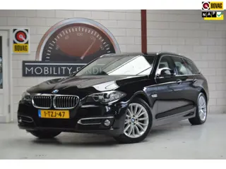 BMW 5-serie Touring 520i Luxury Ed. trekhaak, nwe banden. GARANTIE