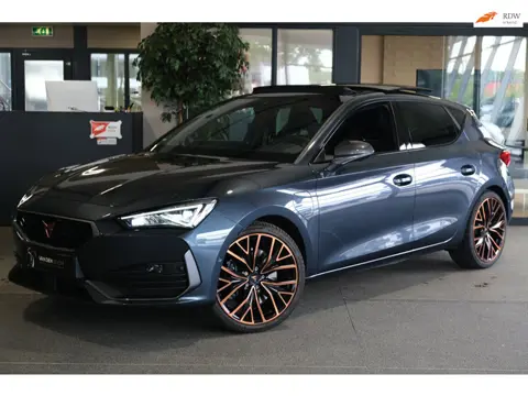 CUPRA Leon 1.4 e-Hybrid VZ Copper 245PK Pano SuperSport Cam Nav Virtual Led
