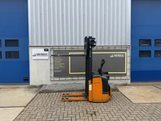 VS-22887 Elektrische triplex stapelaar Still 4940mm