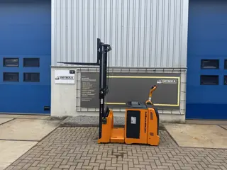VS-22876 Elektrische meeloop stapelaar Still EXG10