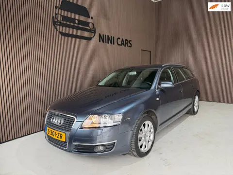Audi A6 Avant 3.2 FSi quattro edition Volle uitvoering.