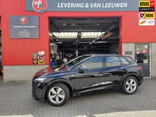 Audi Q4 e-tron 45 quattro Advanced edition 82 kWh S-Line/ Parkeersensoren V+A/ Camera/ Elek. A.klep/