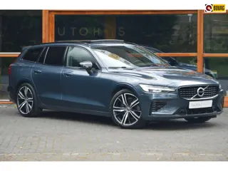 Volvo V60 T6 Hybride AWD Plus Dark LONG RANGE | Head-Up | Panoramadak | Stoel + Stuur Verwarming | C