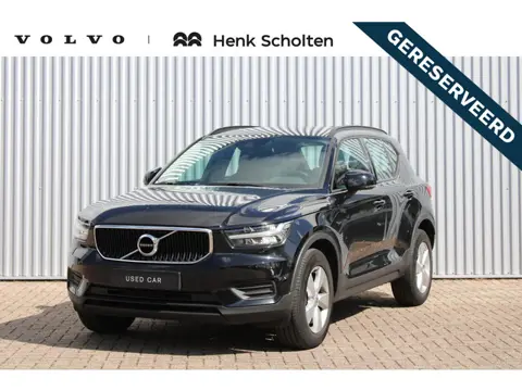 Volvo XC40 T2 Automaat Momentum Core |  Navigatie | Volvo on Call | Climate Control | Apple carplay/