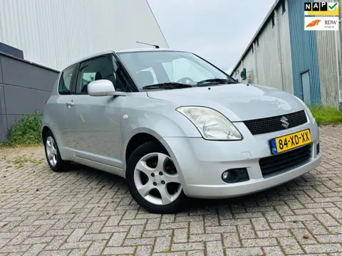 Suzuki Swift 1.5 Exclusive