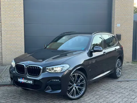 BMW X3 XDrive30e High Executive M Sport|M-Stoelen|HUD|HK|voll dealer 1e eig