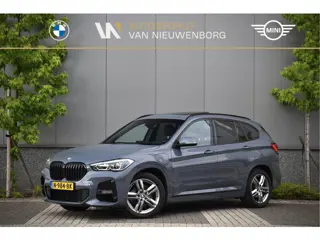 BMW X1 xDrive25e M-Sport | Facelift | Panoramadak | Trekhaak  | Adaptive Cruise | HUD | Lederen Spor