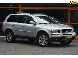 Volvo XC90 3.2 Momentum | 7P | Automaat | Trekhaak 2250KG | Panoramadak | Stoelverwarming |