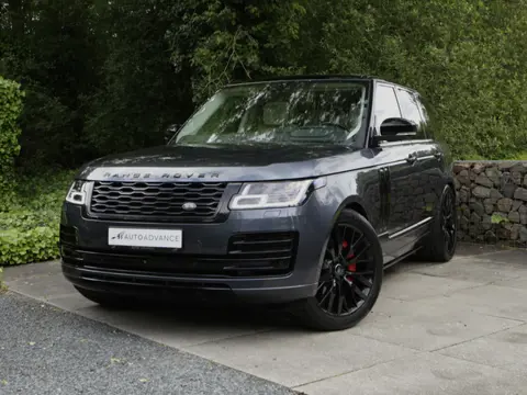 Land Rover Range Rover D390 SVAutobiography (bj 2018)