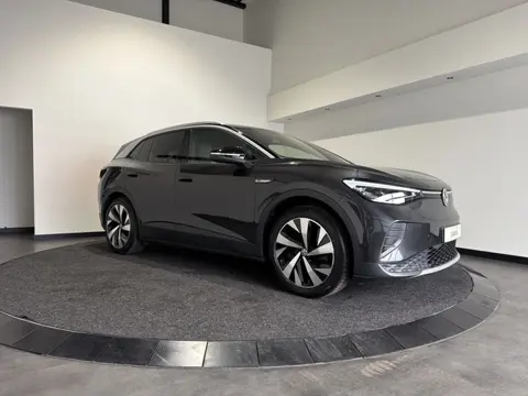 Volkswagen ID.4 First 77 kWh | First editie | Trekhaak | Carplay | Soh (batterijcheck) Waarde 90,5 %
