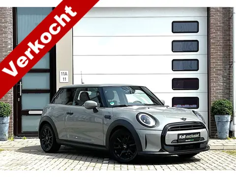 MINI Mini 1.5 One Classic Plus & Trim Black Pack | Airco | Apple CarPlay | Navigatie | Sport Int | 1