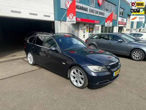 BMW 3-serie Touring 330xi High Executive