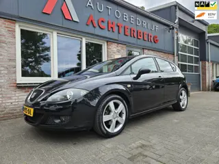 Seat Leon 1.6 Stylance Trekhaak! Airco/Clima! Cruise Control! Nette Auto! NAP