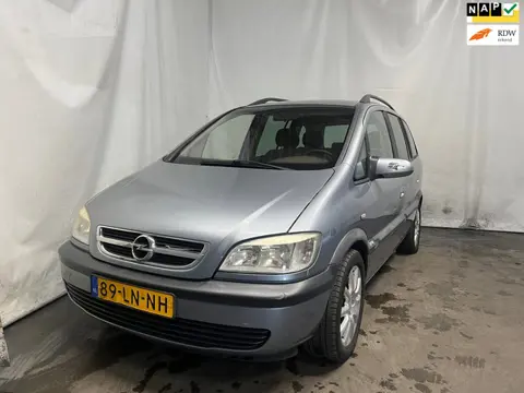 Opel Zafira 1.6-16V Comfort - Motormanagement Brandt - Roest