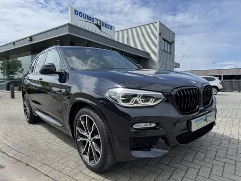 BMW X3 xDrive20i M-sport Leer | Pano | Head-up | Memory