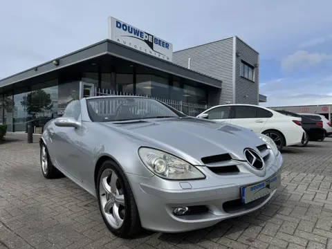 Mercedes-Benz SLK 350 6 cil Aut leer. harman kardon, stoel verwarming , stoelen met geheugen, etc