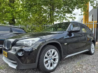 BMW X1 BWJ 2010 | sDrive18d Executive EXPORT NETTO | TREKHAAK | LEER | SPORTSTOELEN | NAVI | CLIMA |