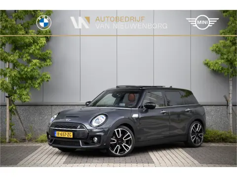 MINI Clubman 2.0 Cooper S Hammersmith Facelift | JCW-pakket | Panoramadak | Harman Kardon | Camera |