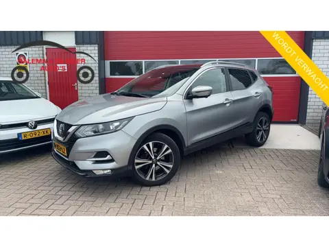 Nissan Qashqai 1.3 DIG-T N-Connecta TREKHAAK / PANORAMADAK / 360GR CAMERA / CARPLAY / NAVI / CLIMA /