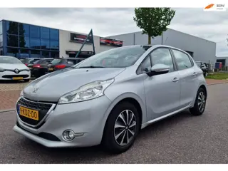 Peugeot 208 1.2 VTi Envy NAVI PSENSOR CRUISE 2 X SLEUTELS