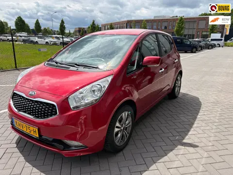 Kia VENGA 1.6 CVVT ExecutiveLine navi, camera, stoelverwarming.