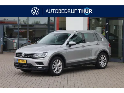 Volkswagen Tiguan 1.4 TSI ACT Comfortline Business R LED koplampen, trekhaak, 18" LMV, door ons onde