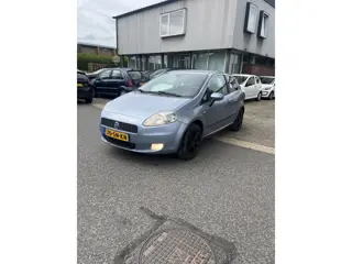 Fiat Grande Punto 1.4 Edizione Prima Clima. Keurig nette en goed rijdende Punto met een Apk keuring 