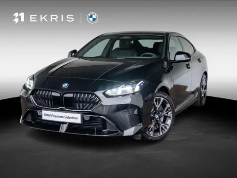 BMW 2 Serie Gran Coupé 220 | M Sportpakket Pro | 18 inch | Stuurwielverwarming | Glazen panoramadak 