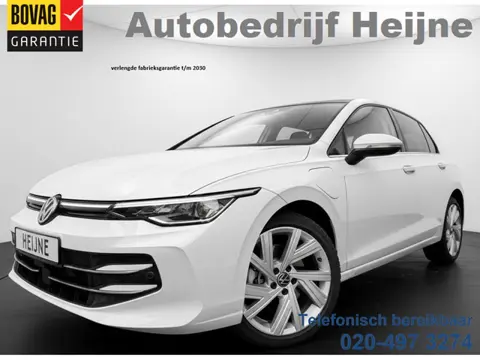 Volkswagen Golf 1.5 eHybrid 204PK PHEV STYLE EDITION CAMERA/NAVI/HEAD-UP/CARPLAY *verlengde fabrieks